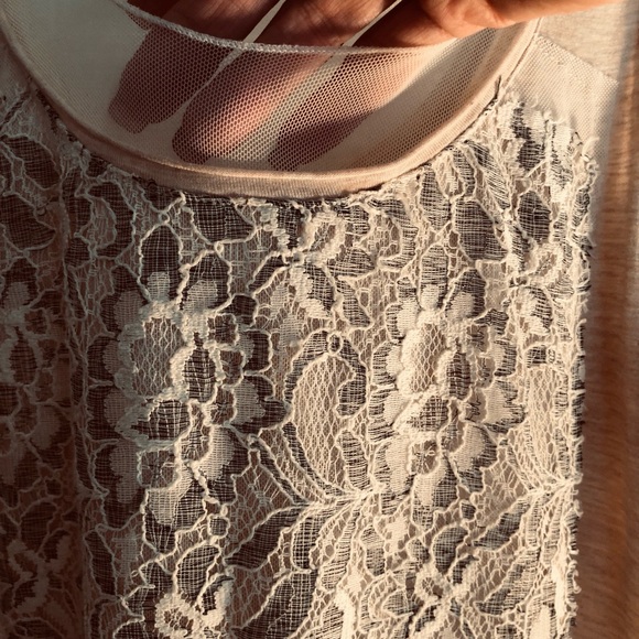 Lacy Womens camisole top. - Picture 3 of 4